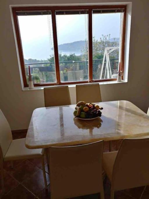 אוהריד Casa Farmak - 4 Bedroom Lux Apartment With Infinity Pool & Lake View מראה חיצוני תמונה